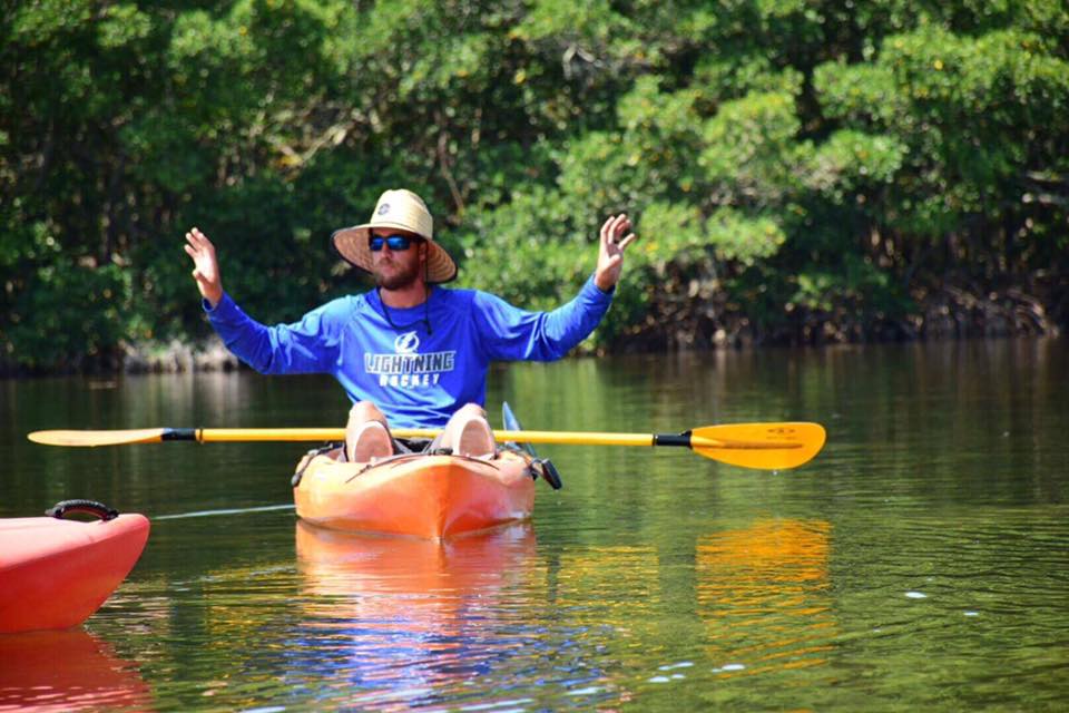 Kayaking Tips: What You Should Wear and Bring With You